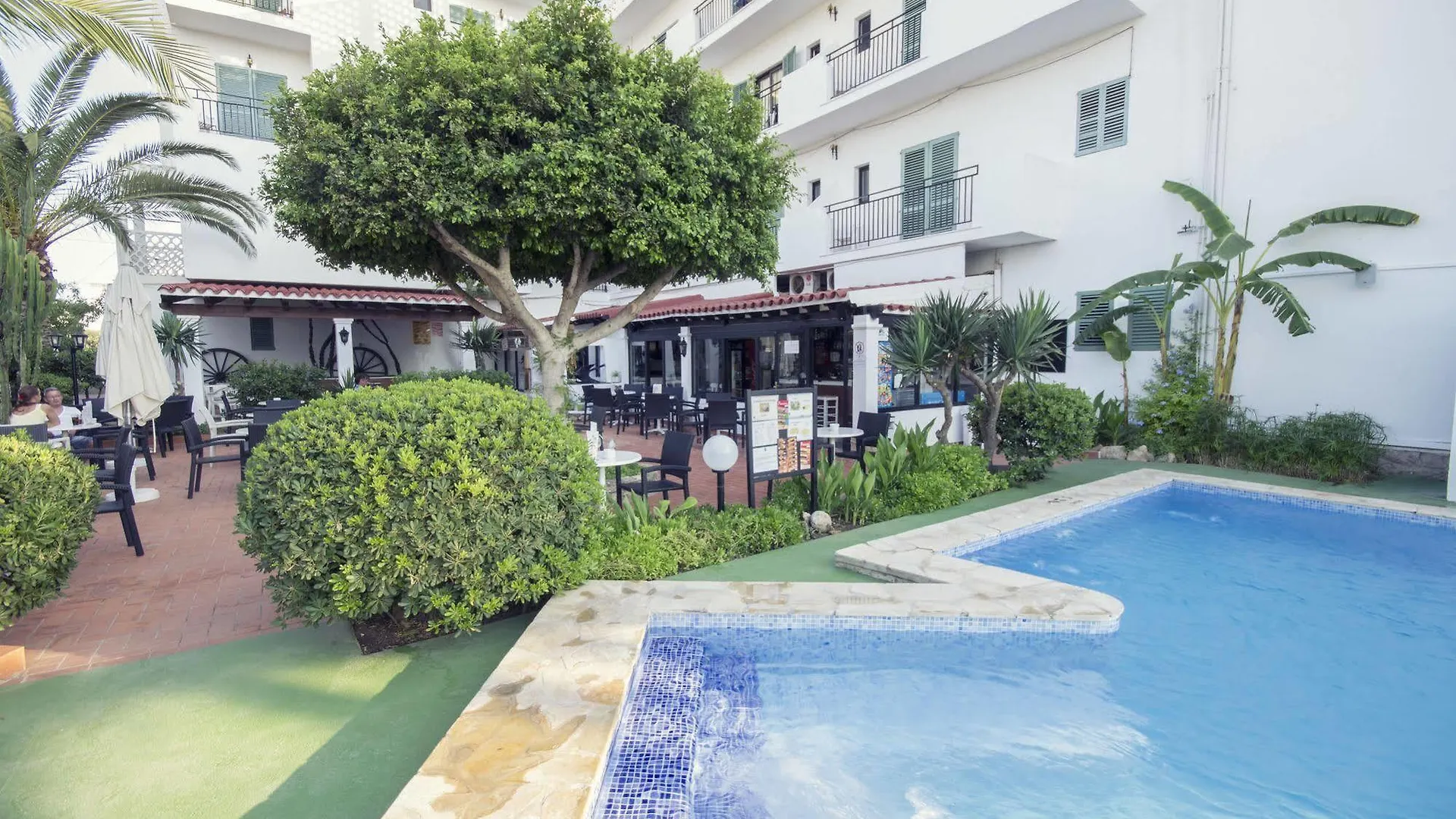 Azuline Hotel Galfi (Adults Only) San Antonio  2*, San Antonio (Ibiza)
